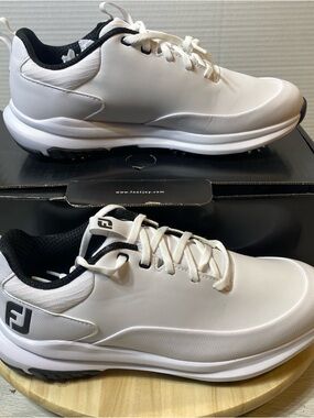 NEW MEN'S FOOTJOY TOUR RIVAL GOLF SHOES, WHITE 8.5 M